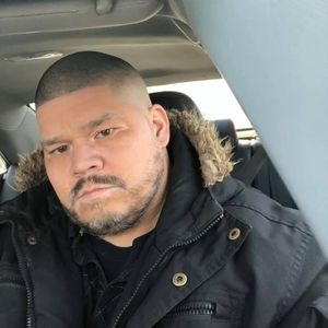 Meet your Posher, Carlos